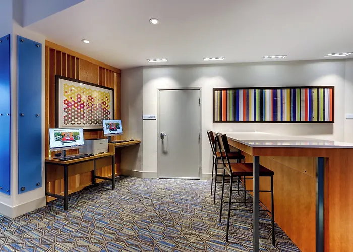 Holiday Inn Express & Suites - Middletown - Goshen By Ihg